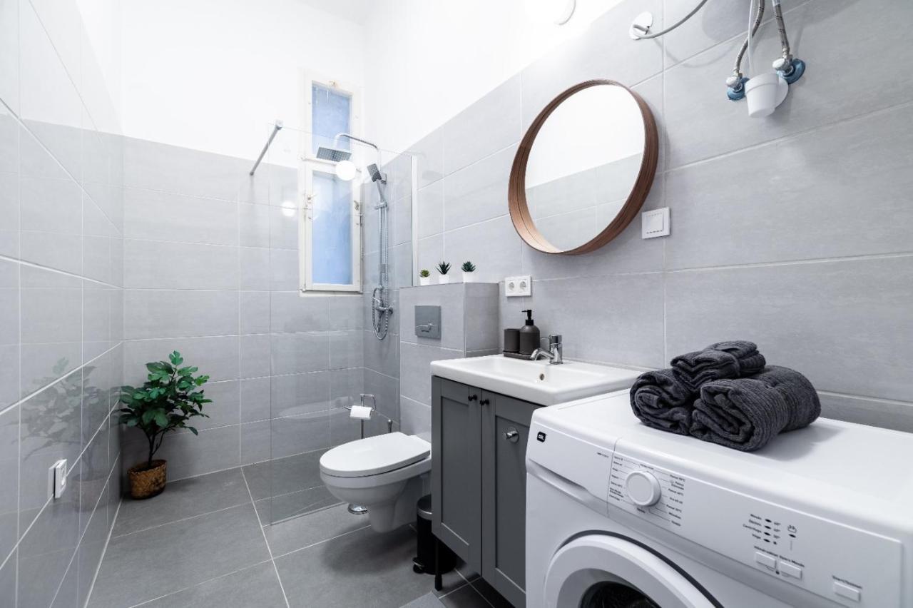 Stylish Central Apartment Budapest Esterno foto